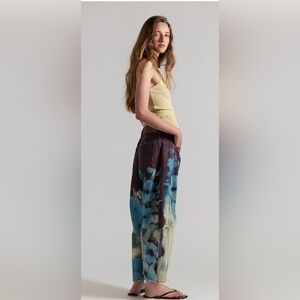 Free People Good Luck Barrel Jeans *NWOT *26 *148 Retail